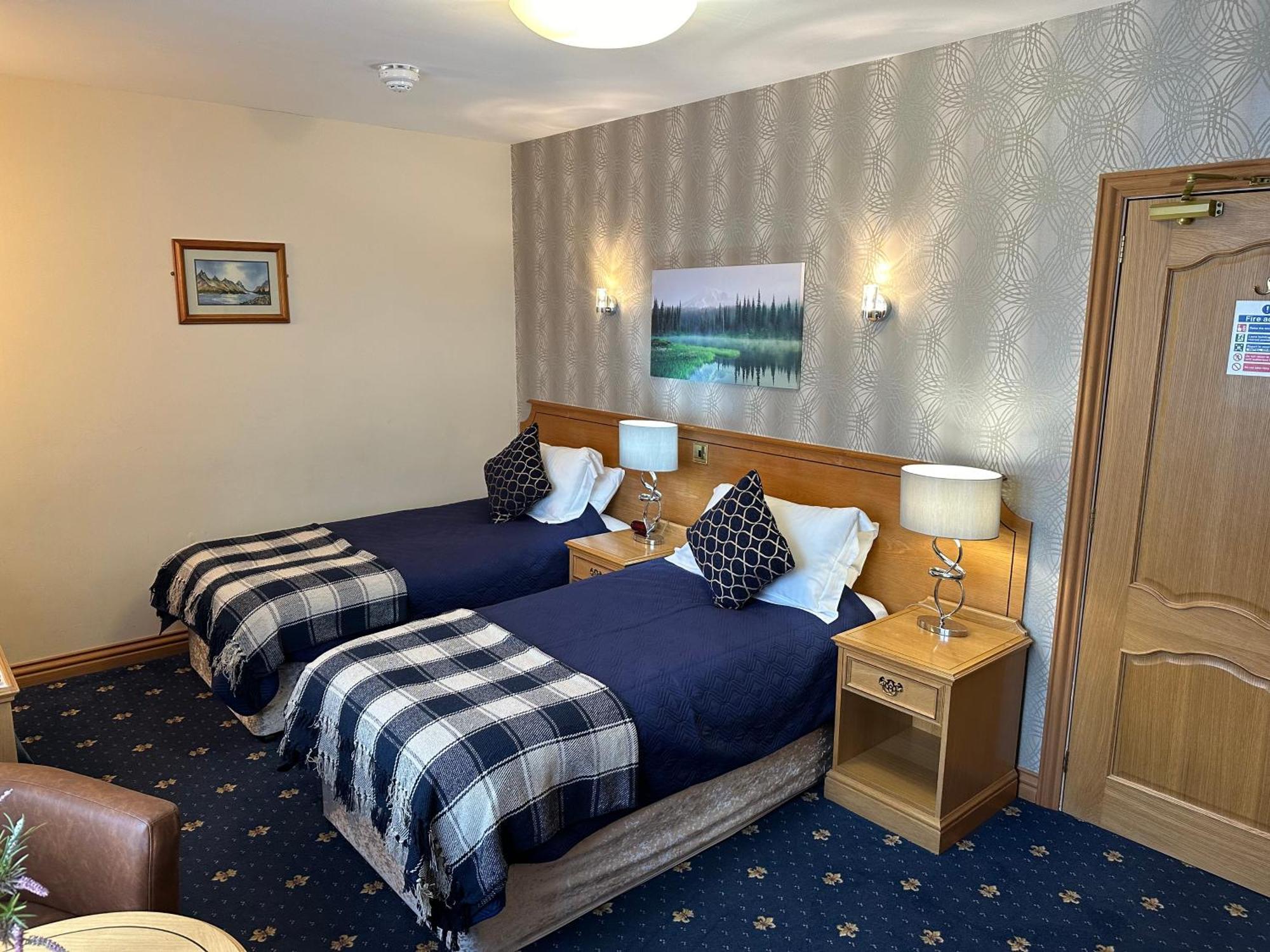 The Glen Hotel Newtonmore Ngoại thất bức ảnh