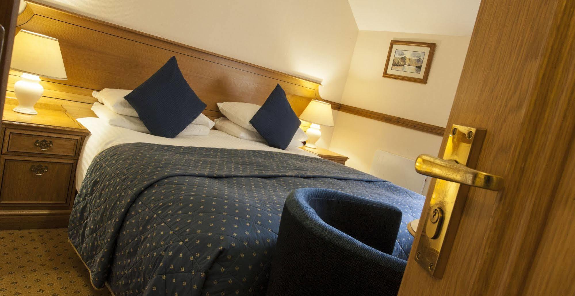 The Glen Hotel Newtonmore Ngoại thất bức ảnh